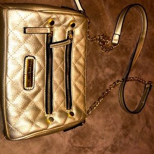 Gold Purse Adrienne Vittadini!